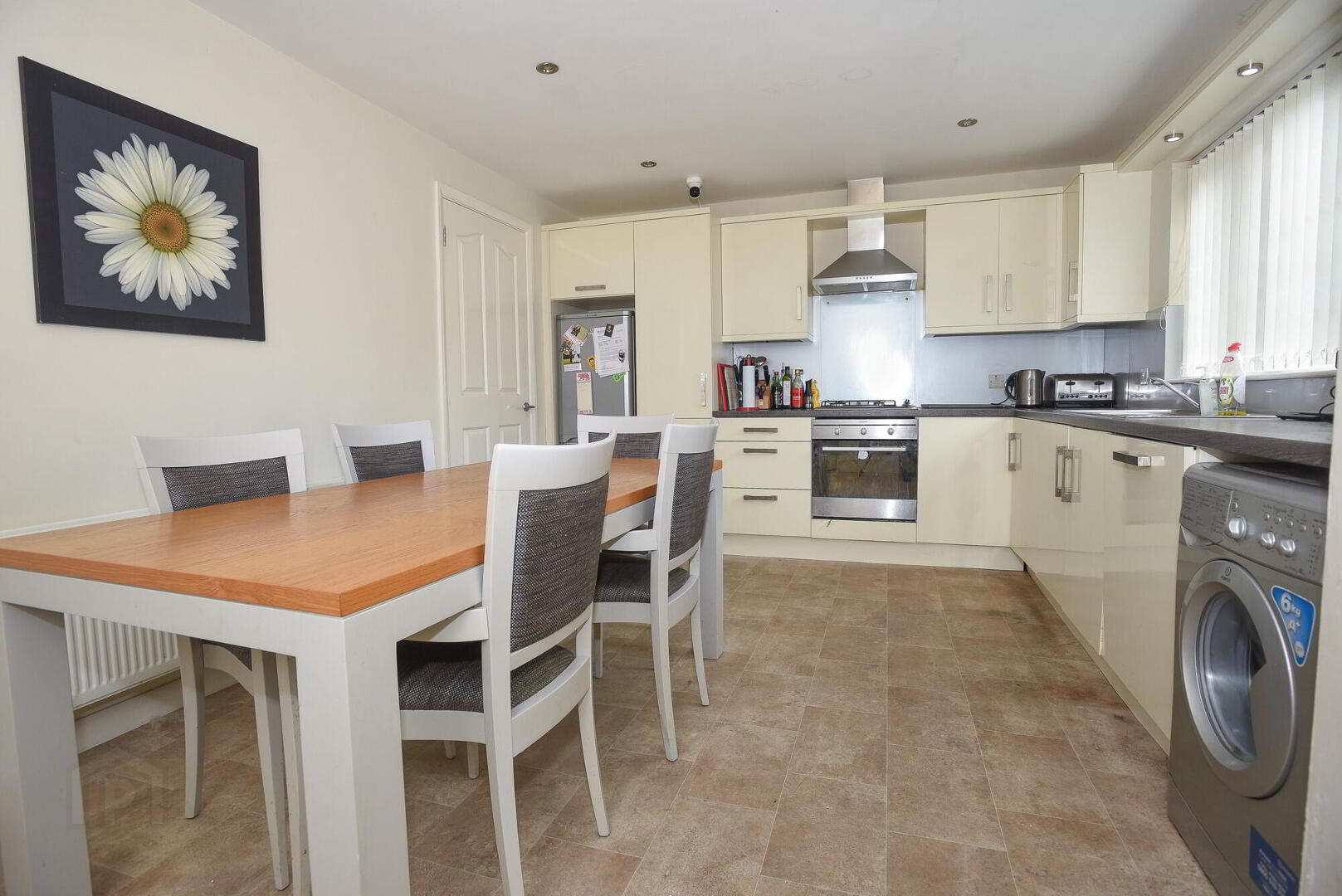 50 Annadale Crescent 3 of 10