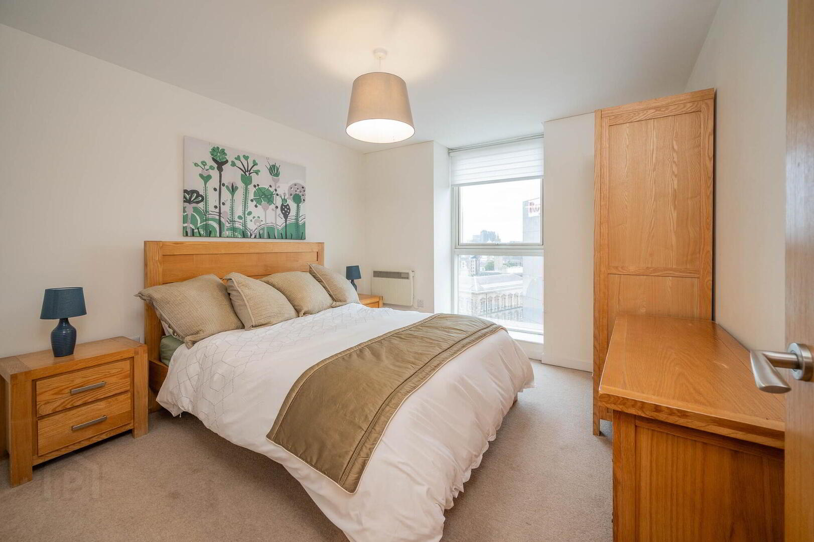 10-01 The Obel, 62 Donegall Quay 8 of 14