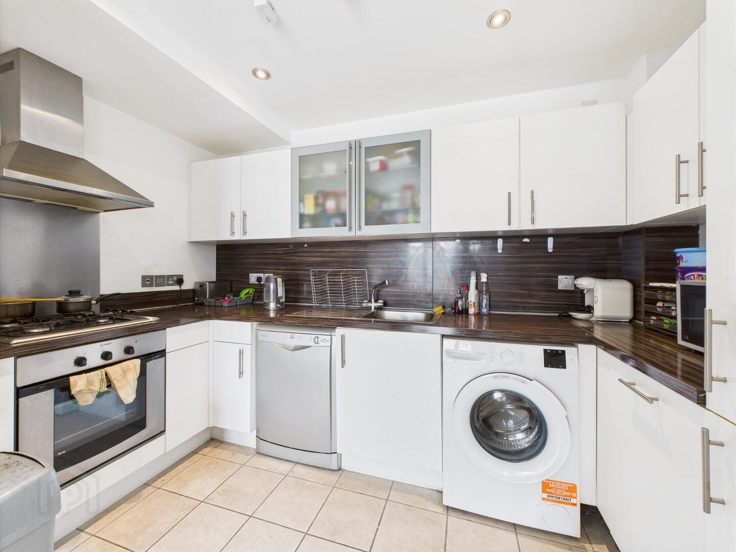 Apt 44 Victoria Place, 20 Wellwood Street 9 of 15
