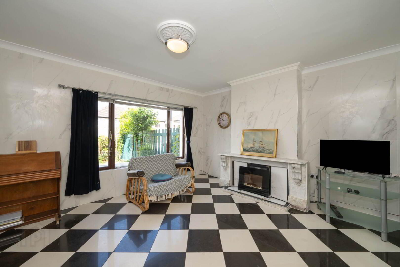 18 Woodbrook Road 3 of 17
