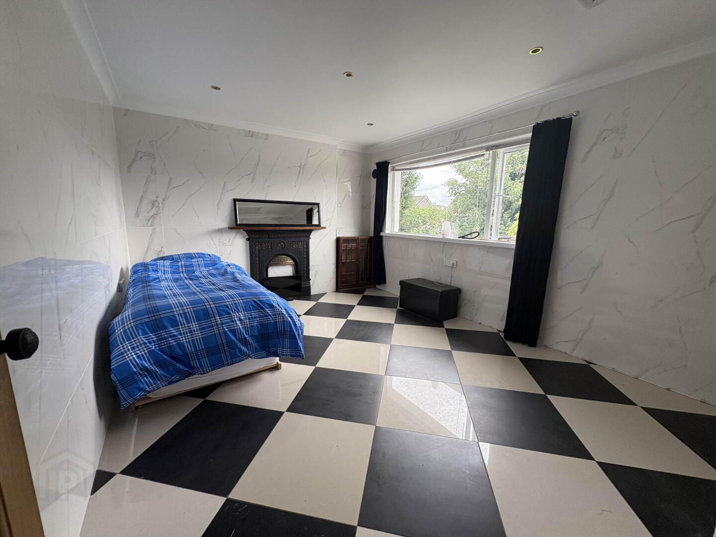 18 Woodbrook Road 14 of 17
