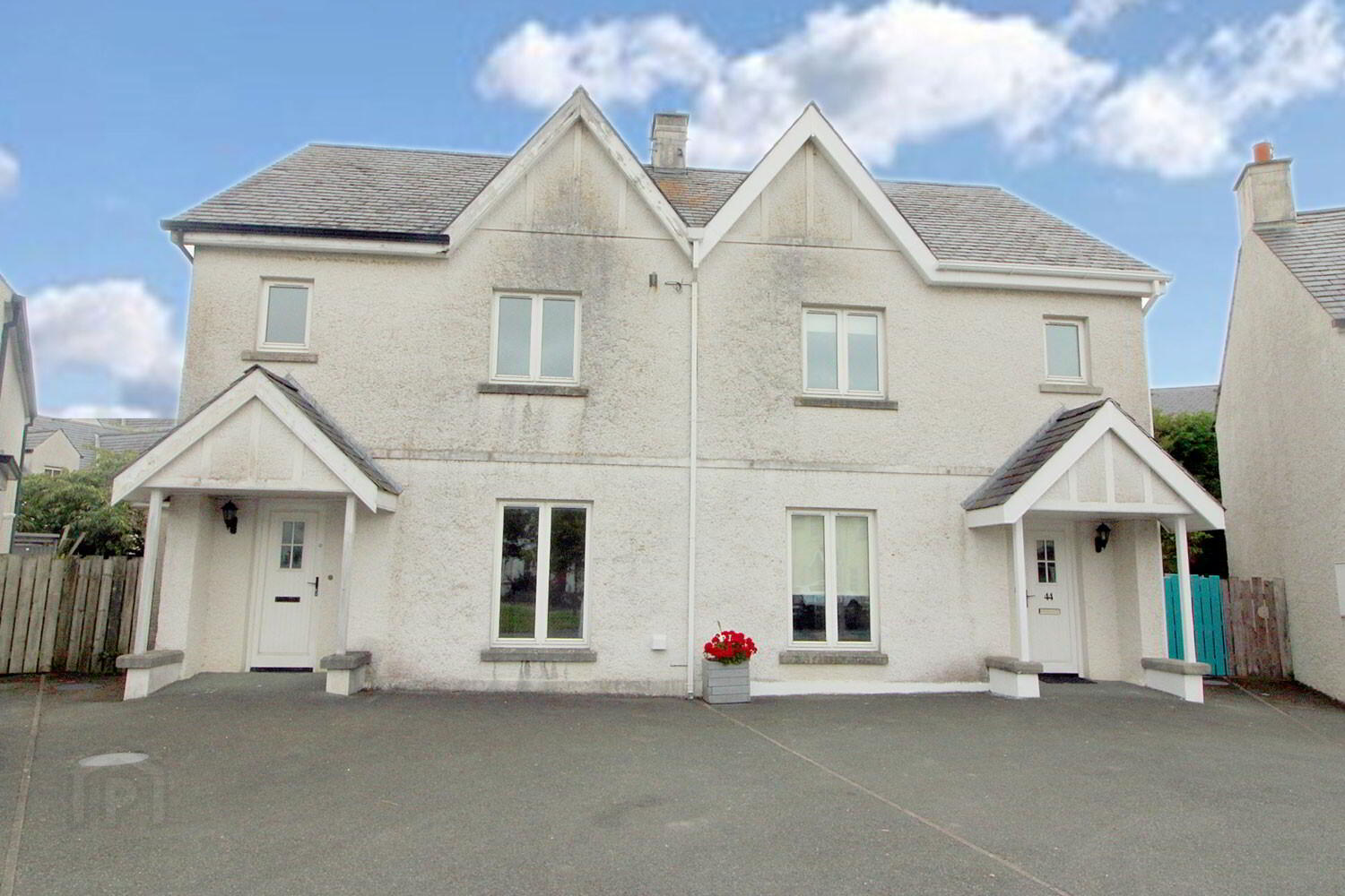 45 Harbour Cottages 1 of 18