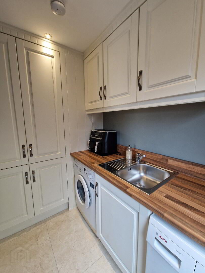 1 Lis Ard Court 25 of 49