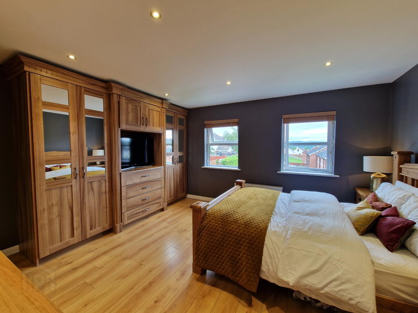1 Lis Ard Court 32 of 49