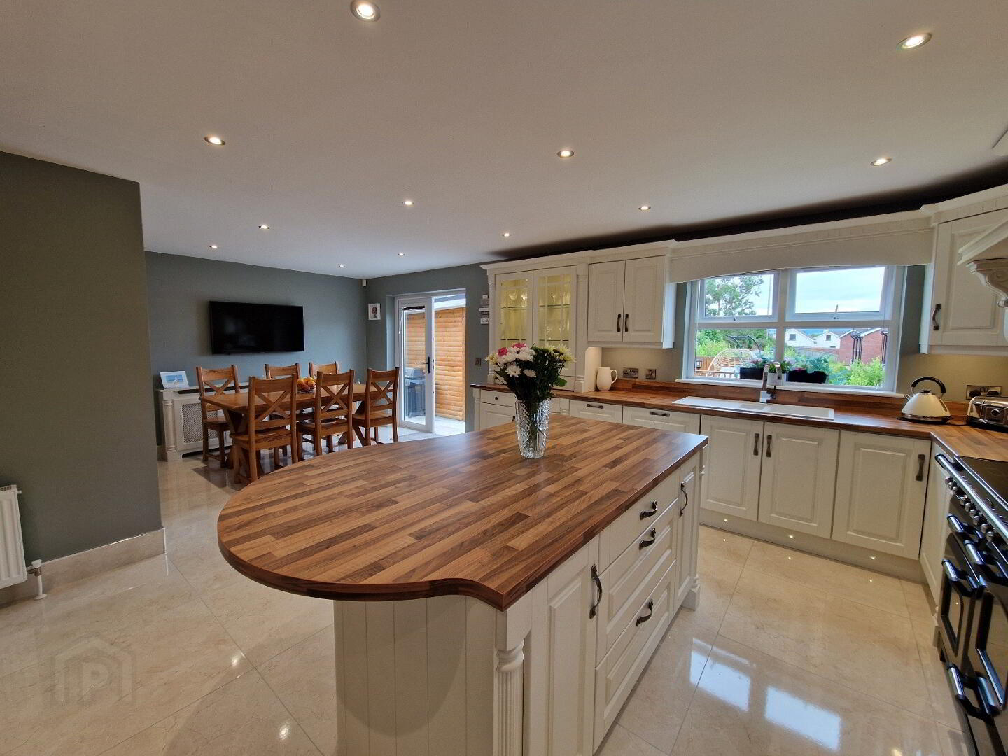 1 Lis Ard Court 17 of 49