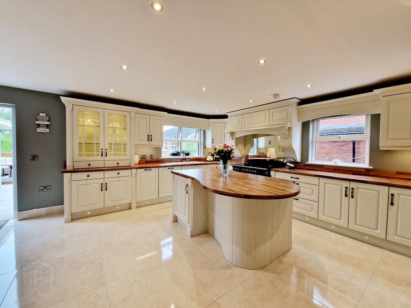 1 Lis Ard Court 16 of 49