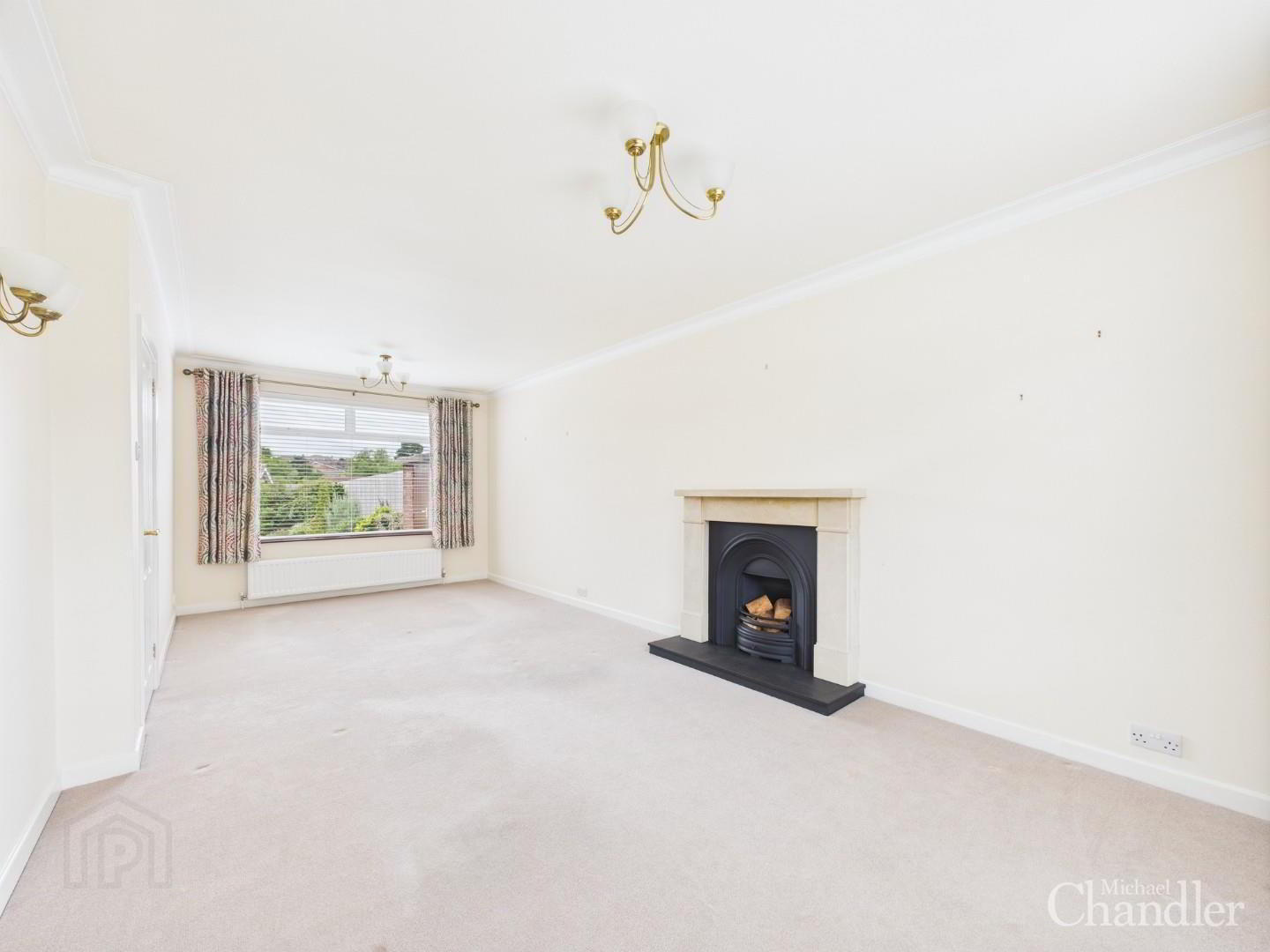 22 Kerrymount Avenue 3 of 14