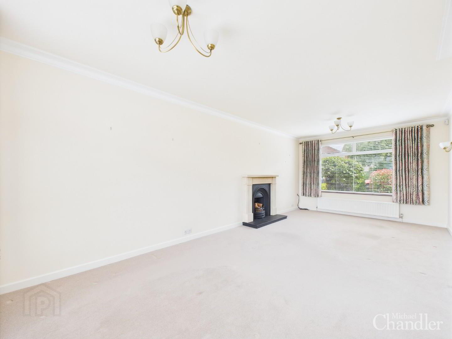 22 Kerrymount Avenue 4 of 14