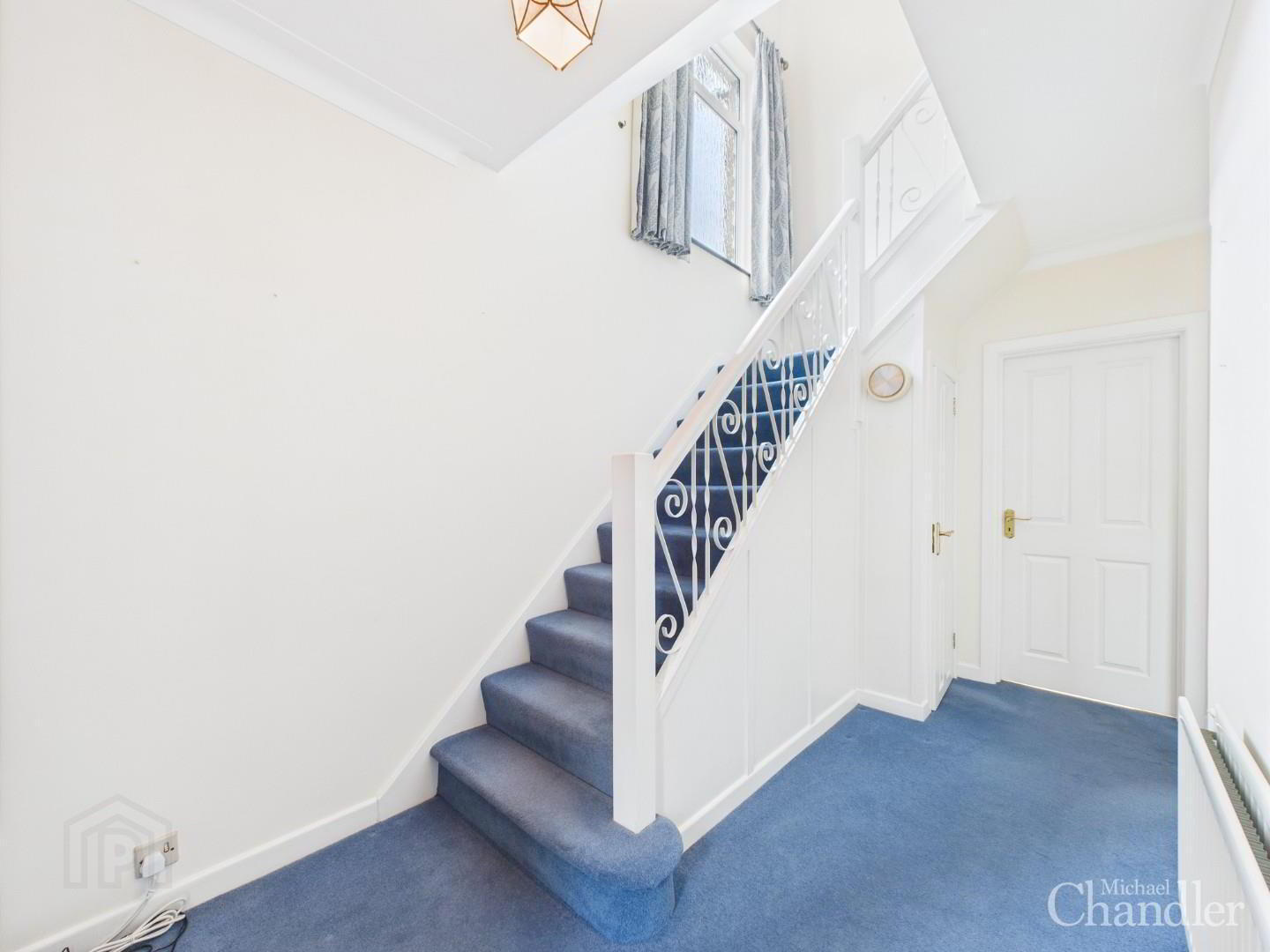 22 Kerrymount Avenue 2 of 14