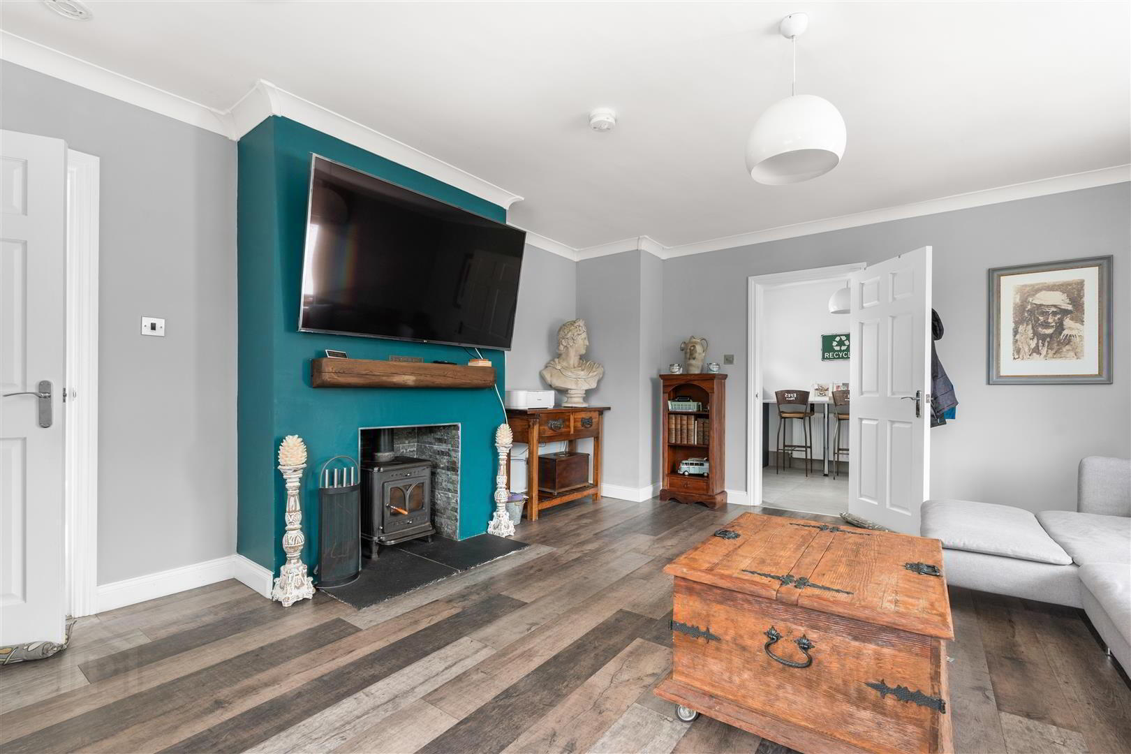 property description image
