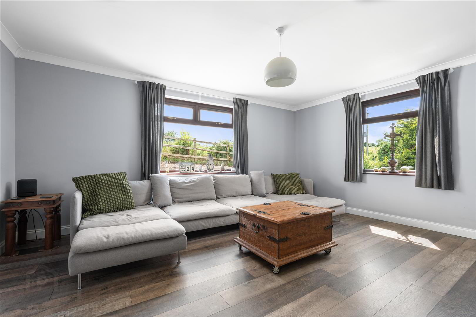 Hillhead Cottage, 11 Annadorn Road 3 of 15