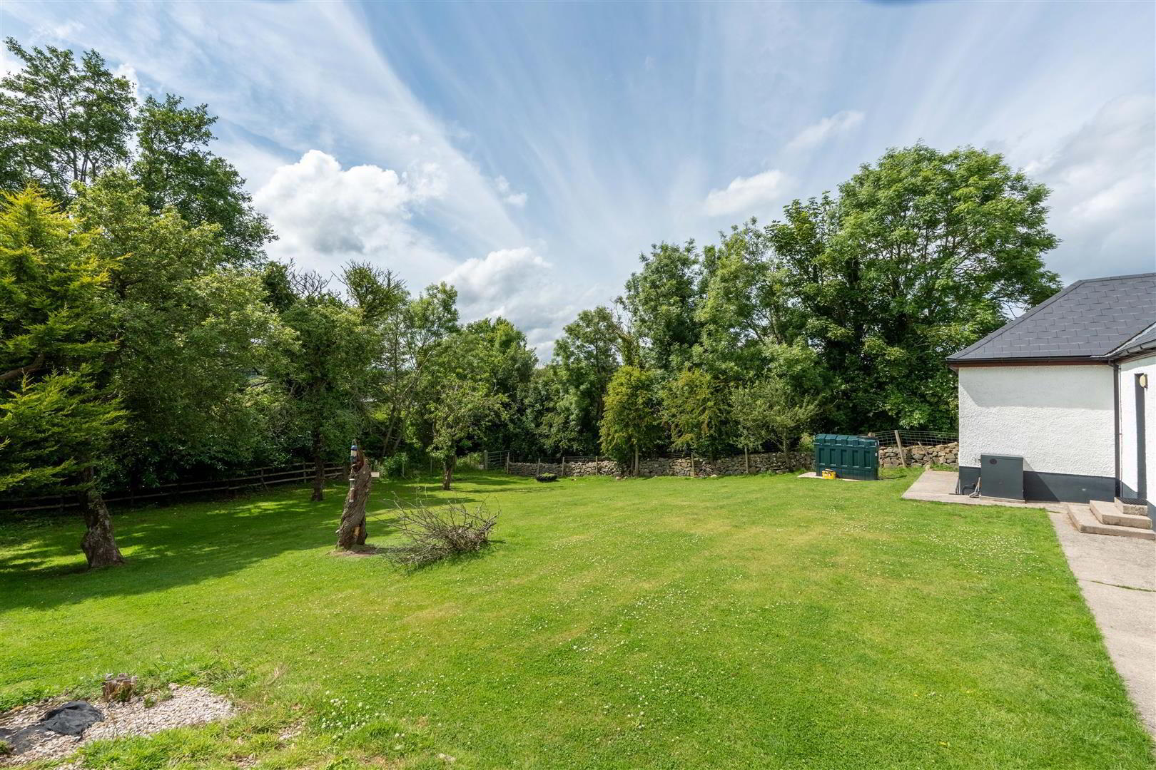 Hillhead Cottage, 11 Annadorn Road 9 of 15