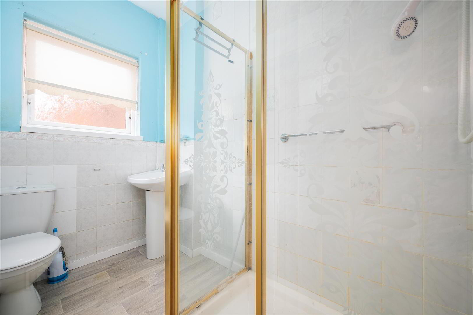 11 Lichfield Avenue 10 of 18