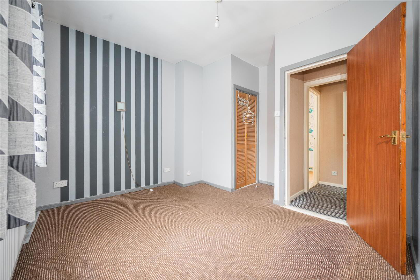 11 Lichfield Avenue 16 of 18