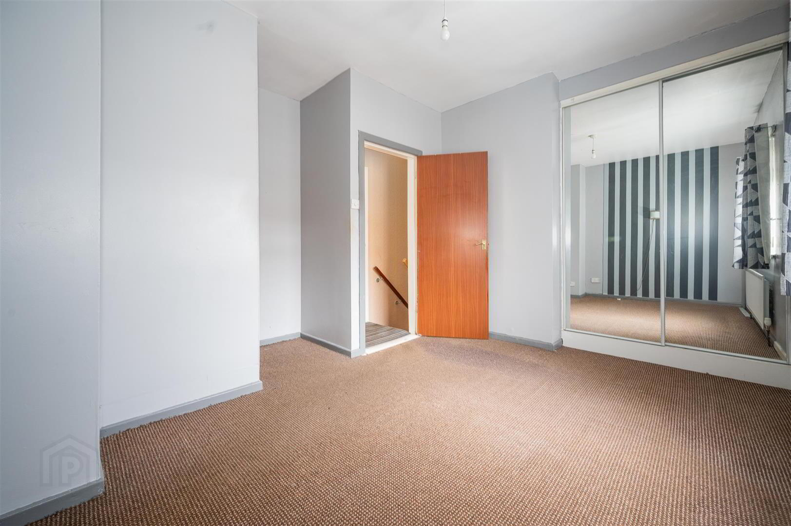 11 Lichfield Avenue 15 of 18