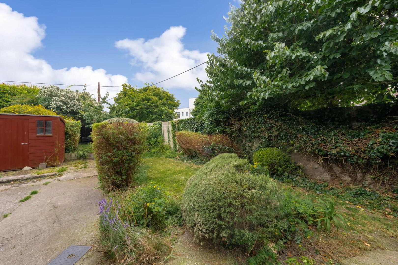 23 Larkfield Grove 29 of 31