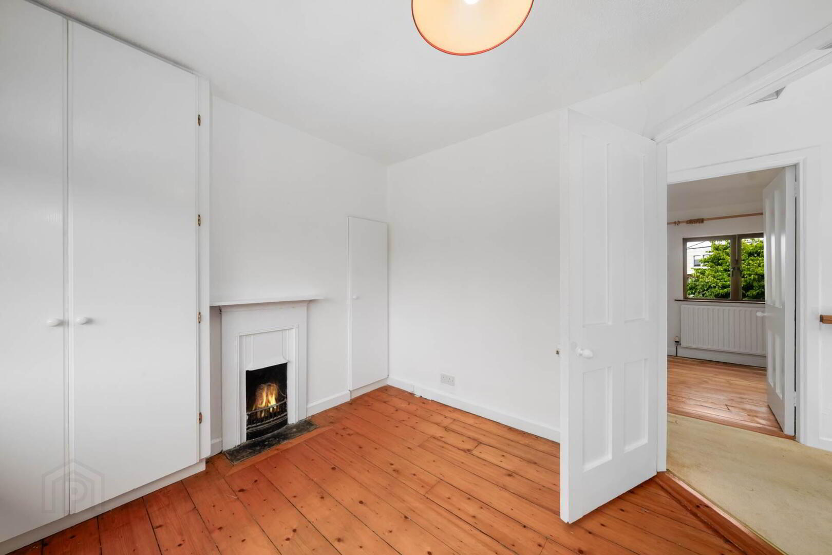 23 Larkfield Grove 19 of 31