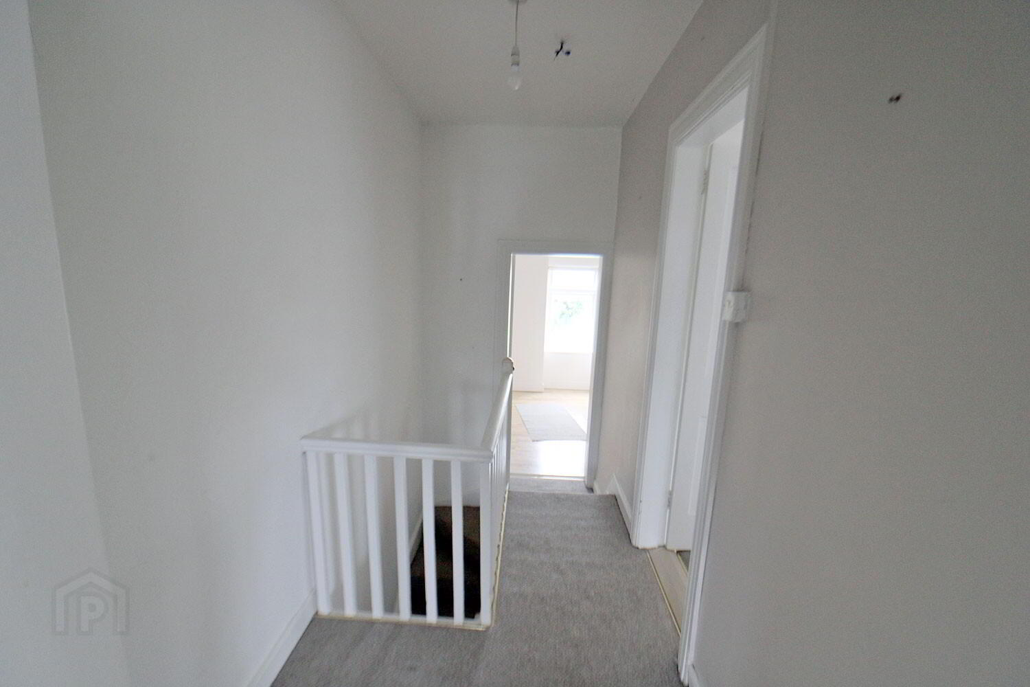 46 Avenue Road 8 of 13