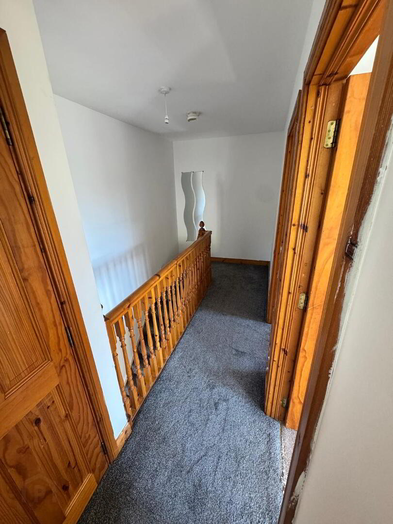 25 Balmoral Square 9 of 14