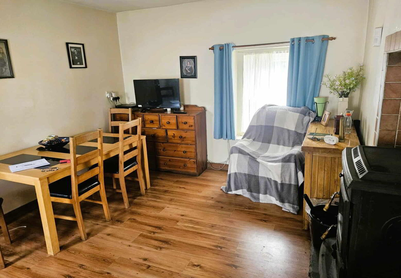 Detached Two Storey Dwelling 4 of 7