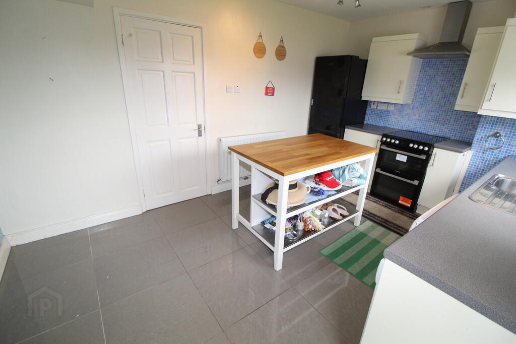 34 Queens Park, Newtownabbey 5 of 15