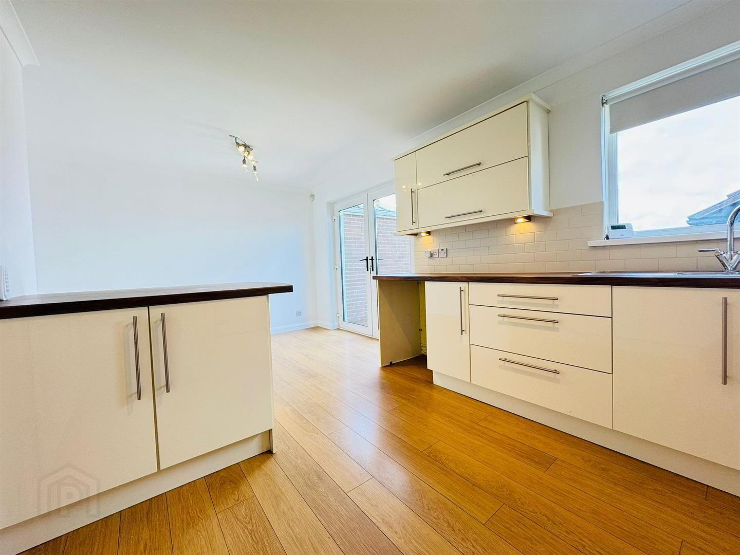 13 Fairhill Drive 7 of 15