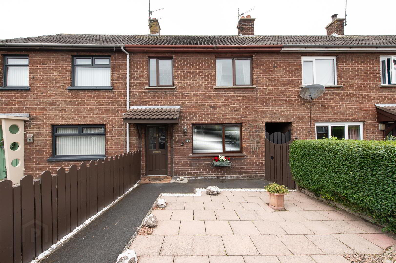 78 Edenderry Park 1 of 17