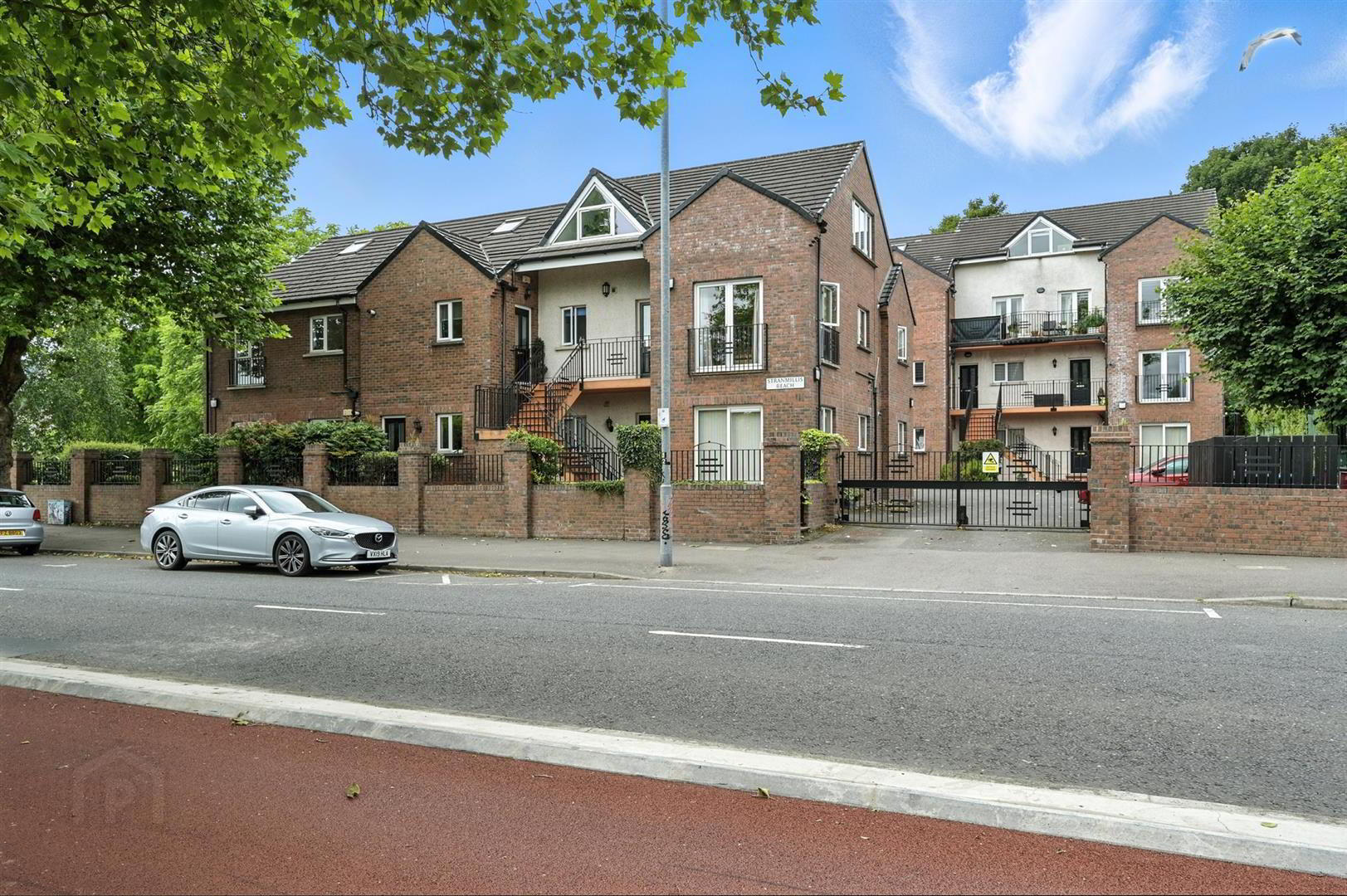 4 Stranmillis Reach 1 of 18