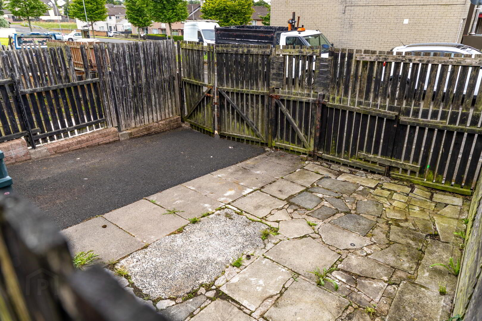 128 Dunclug Gardens 15 of 15