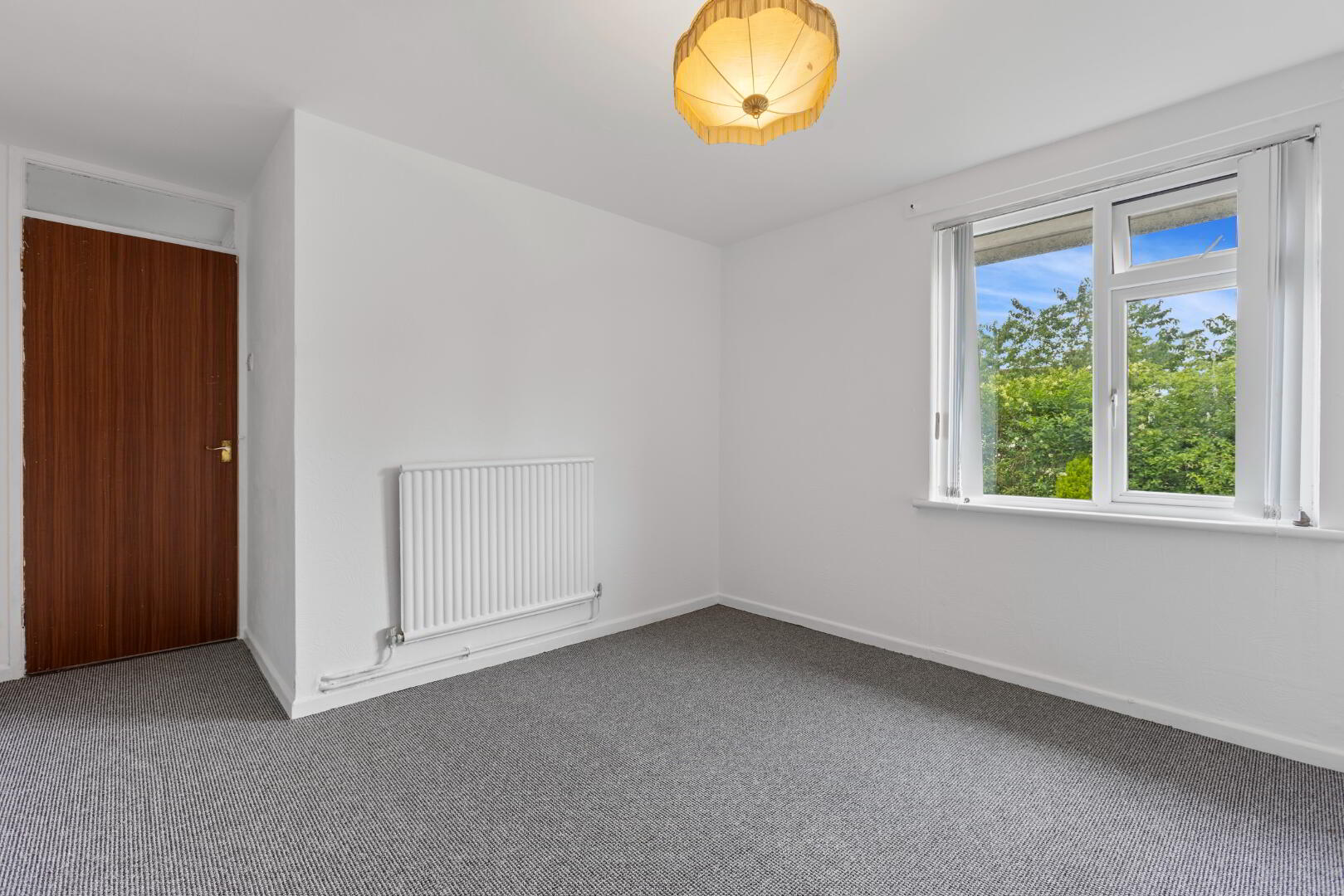 128 Dunclug Gardens 10 of 15
