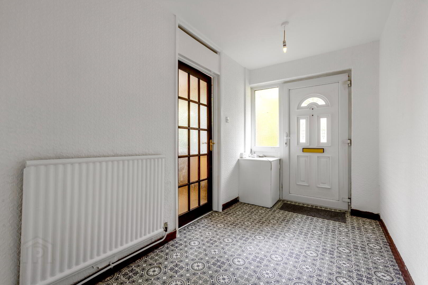128 Dunclug Gardens 3 of 15