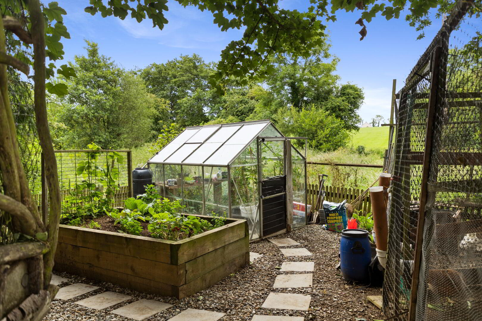 14 Dreen Road 23 of 28