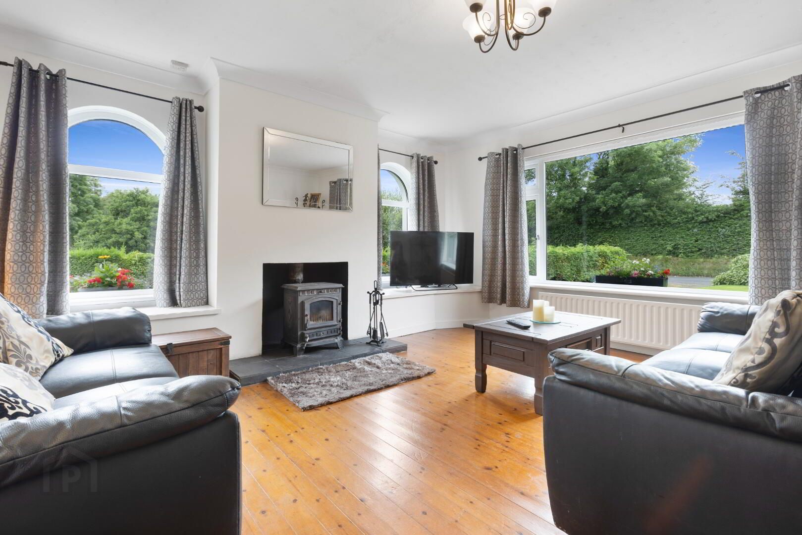 14 Dreen Road 4 of 28