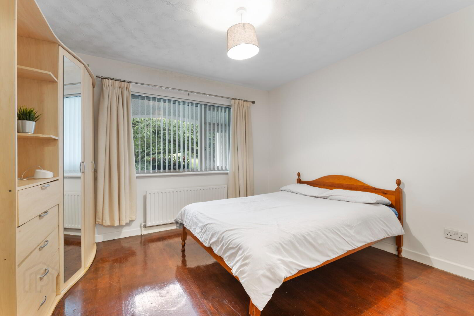 14 Dreen Road 8 of 28