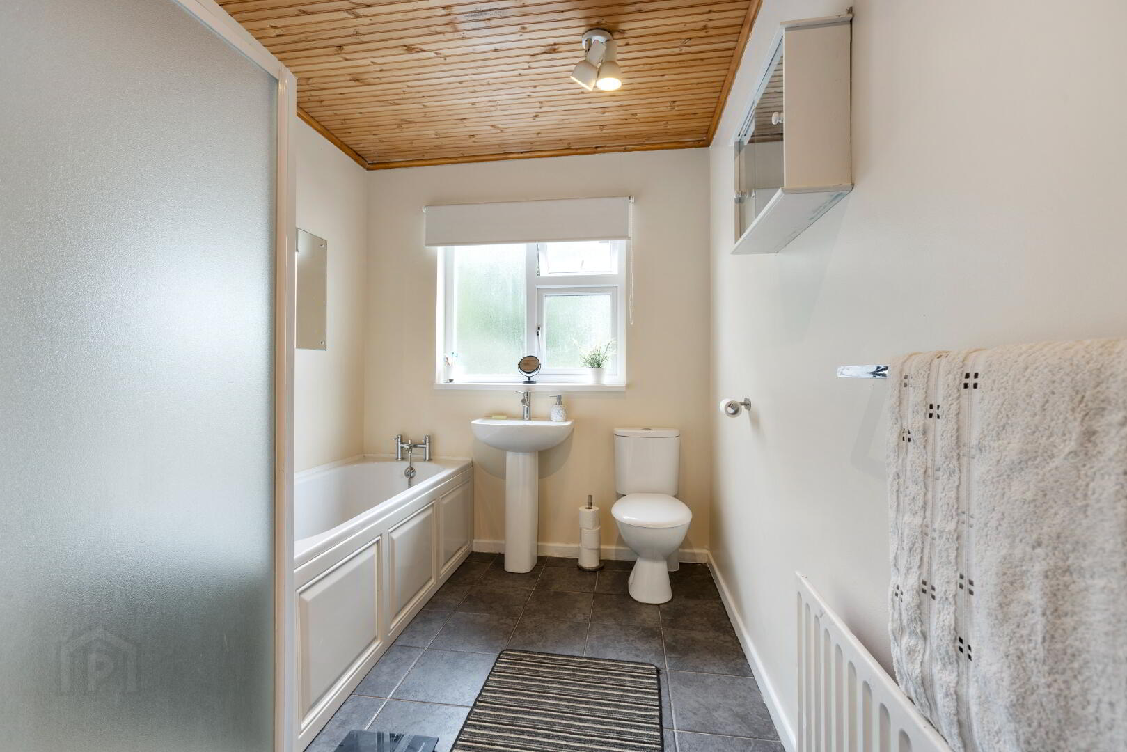 14 Dreen Road 12 of 28