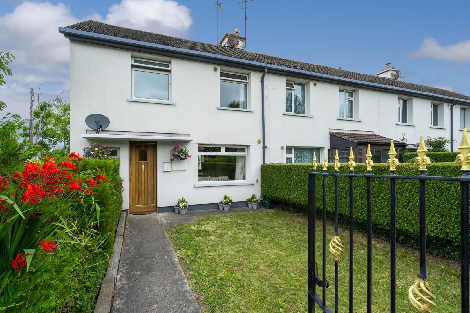 1 Cromlech Close 3 of 35