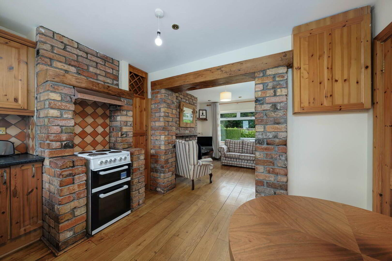 1 Cromlech Close 6 of 35