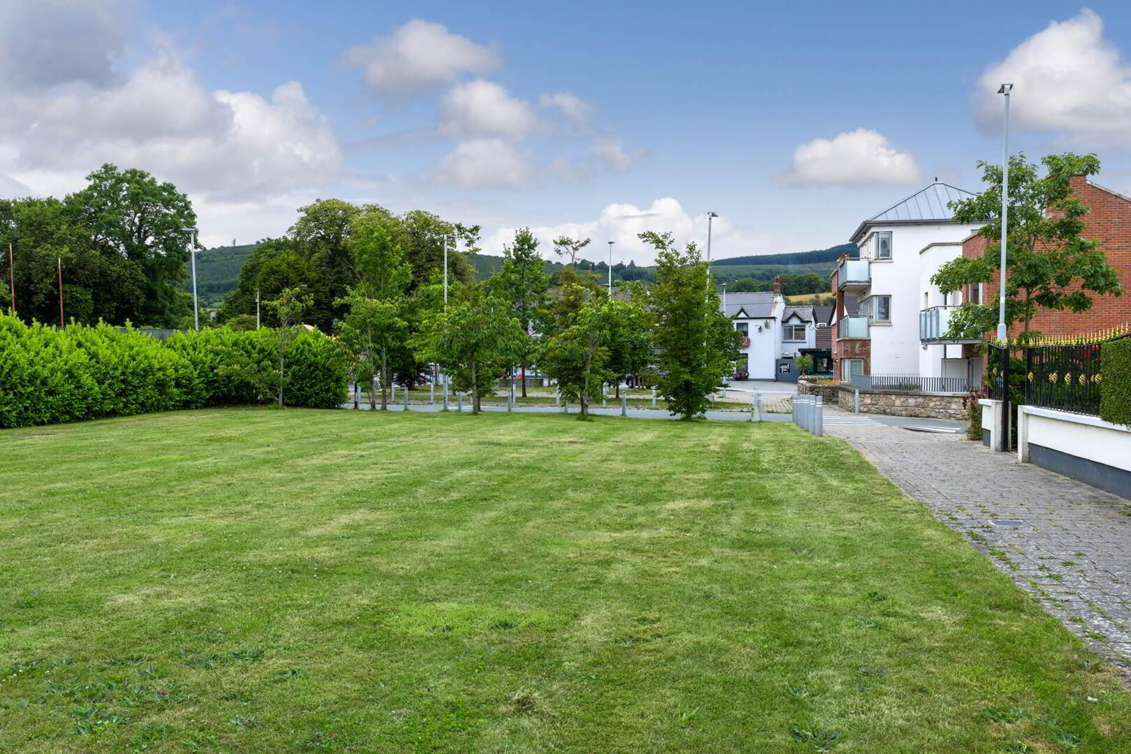 1 Cromlech Close 31 of 38