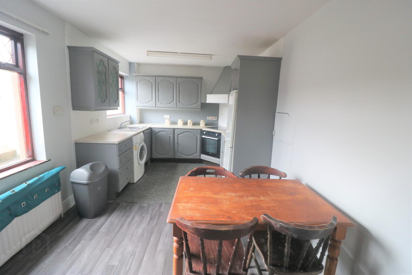 147 Dunclug Gardens 5 of 13