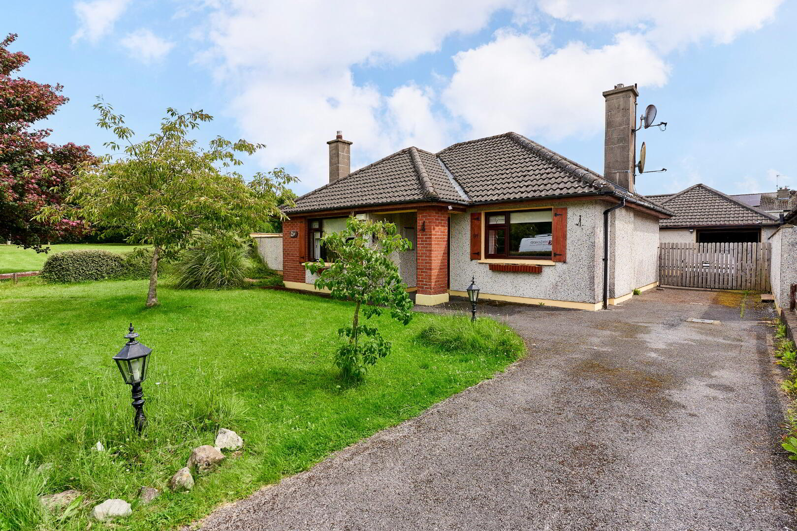 property description image