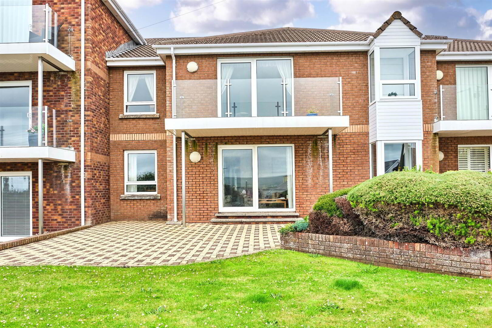 C1 Prospect Court 1 of 17