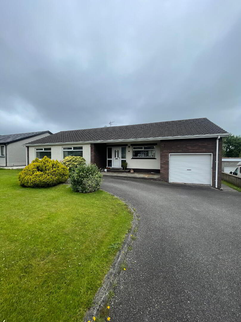 12 Lomond Heights 1 of 10