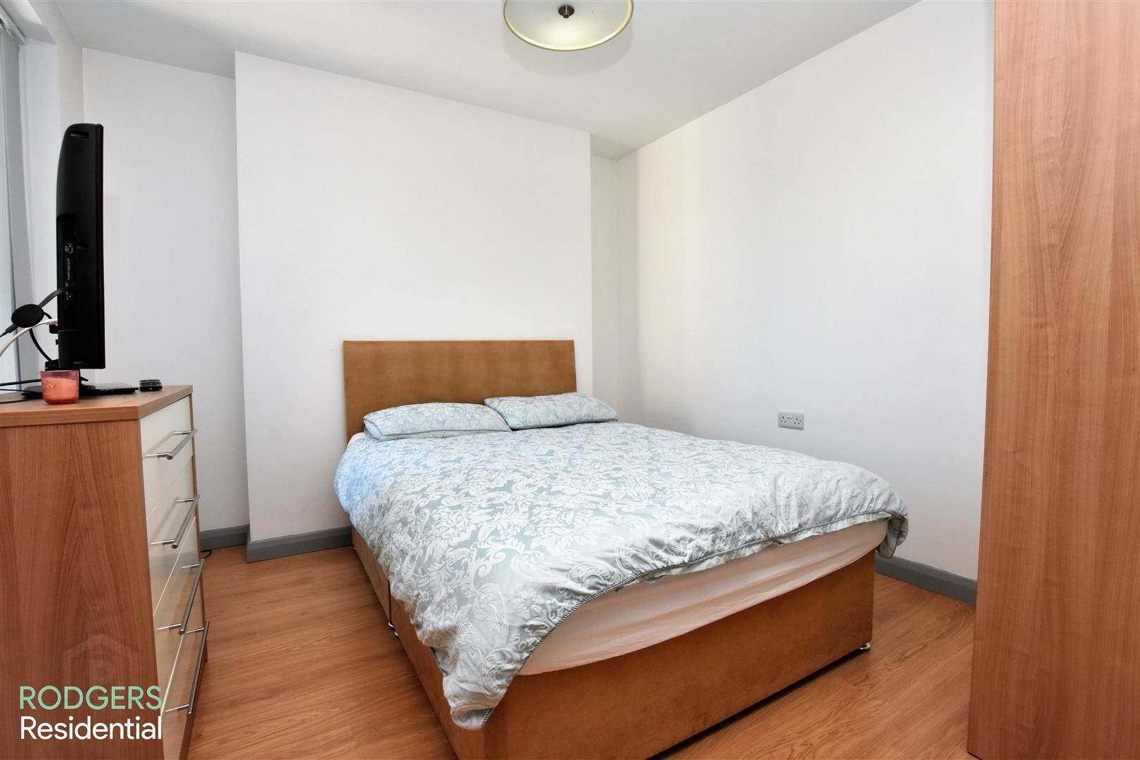 Apt 9, 104 Eglantine Avenue 7 of 9