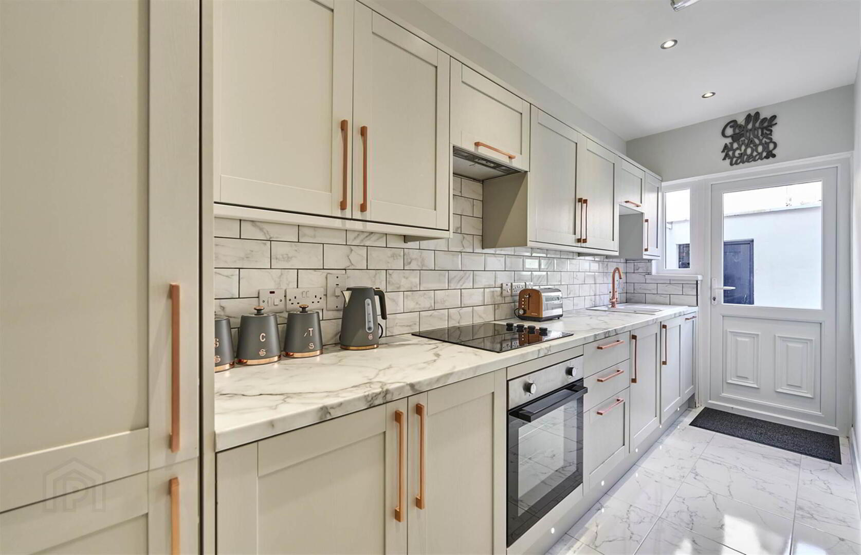 91 Edinburgh Street 6 of 17