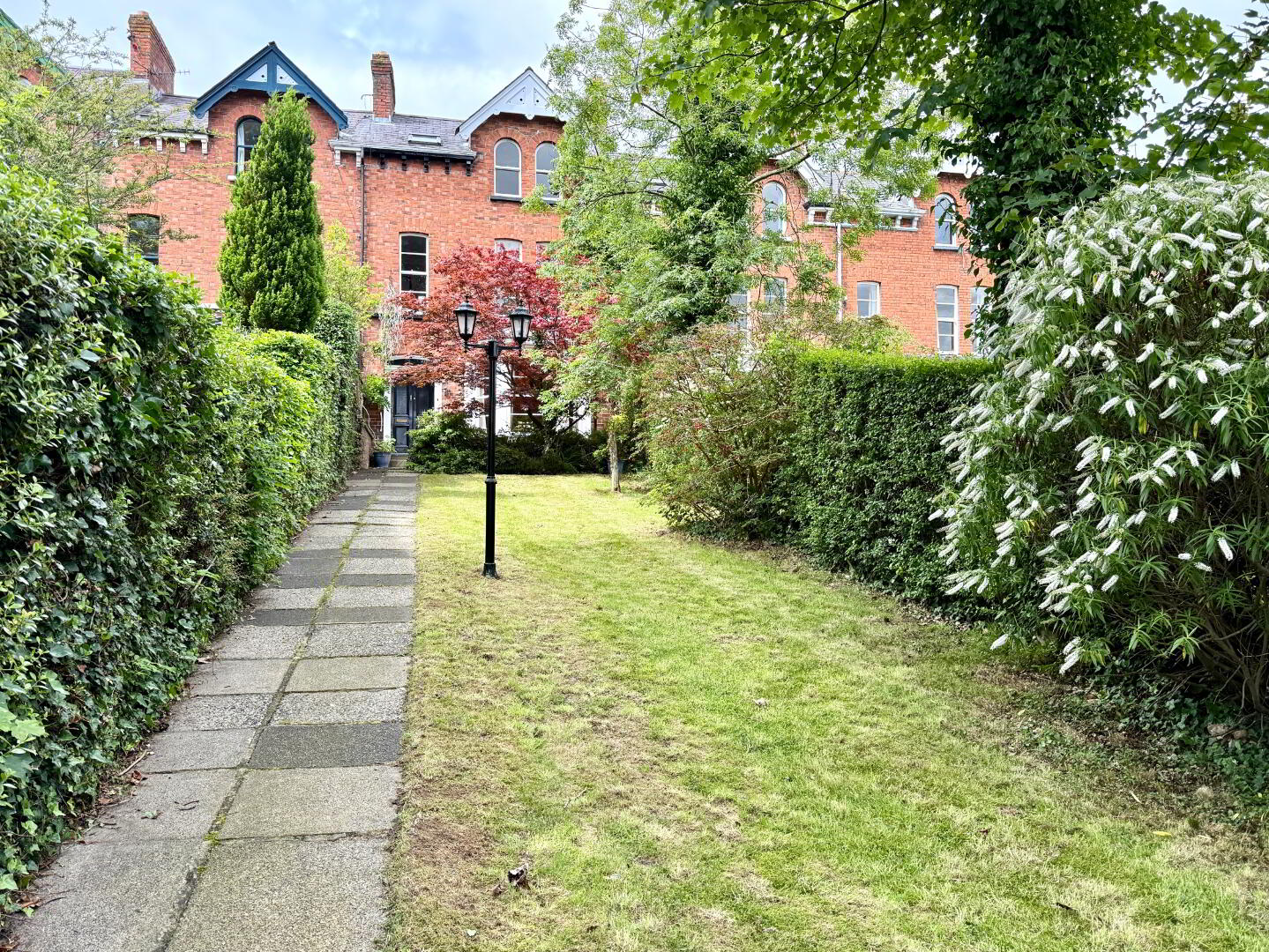10 Deburgh Terrace 4 of 46