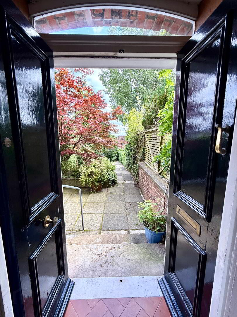 10 Deburgh Terrace 9 of 46