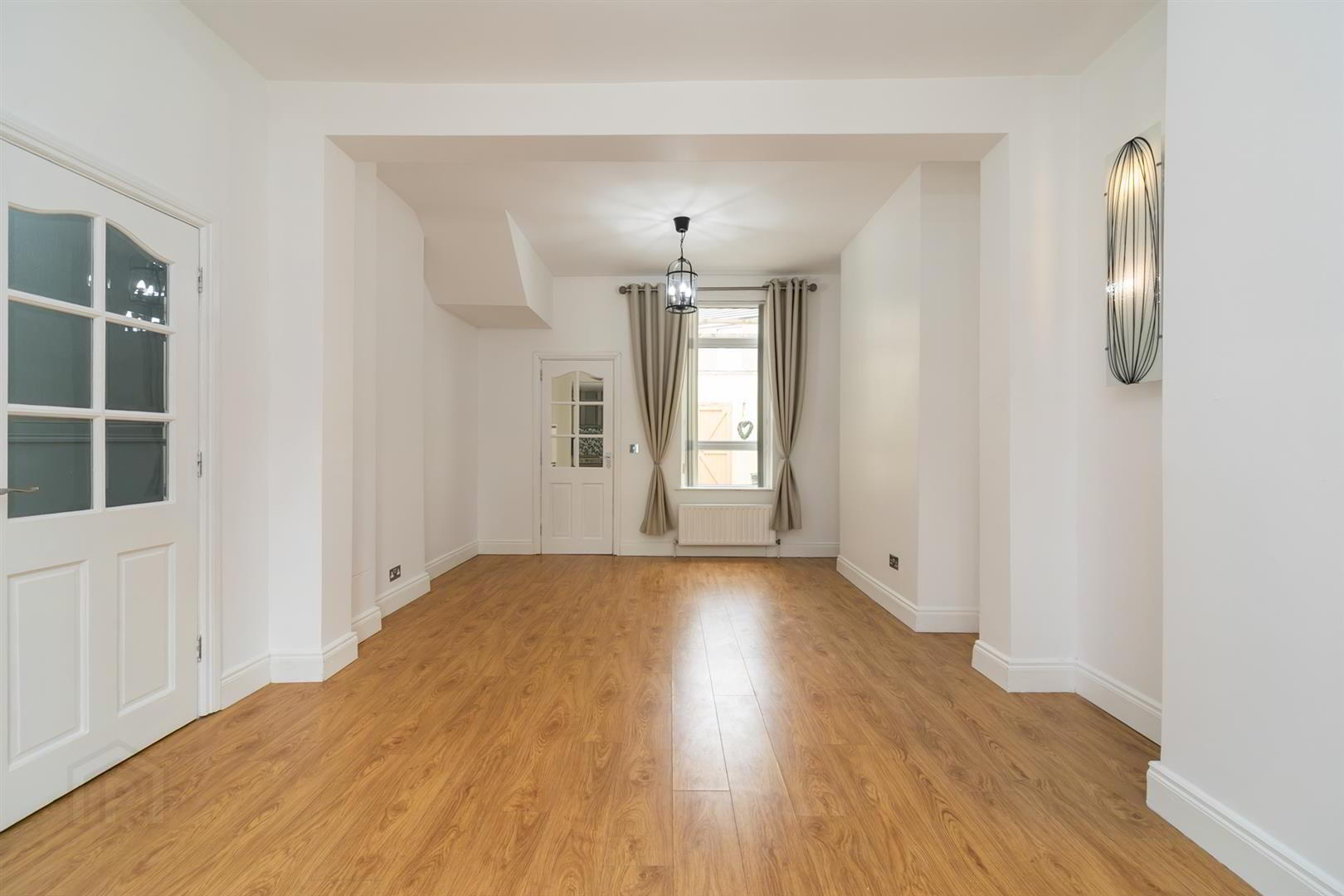 78 Mountpottinger Road 6 of 32