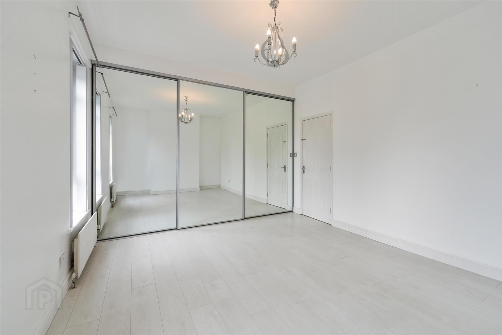 78 Mountpottinger Road 15 of 32