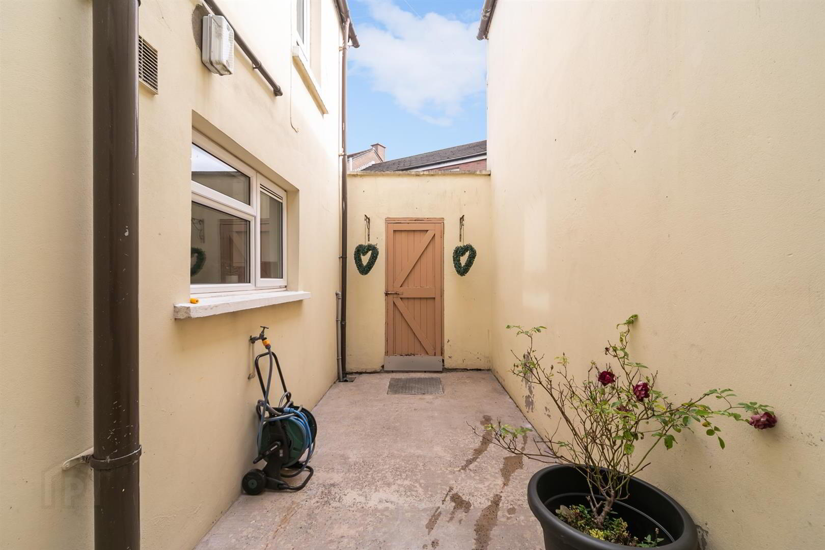 78 Mountpottinger Road 30 of 32