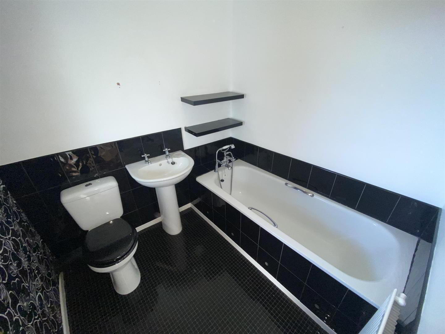 31a Church Street 6 of 6